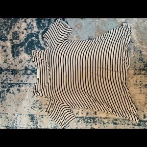 Cold Shoulder striped shirt